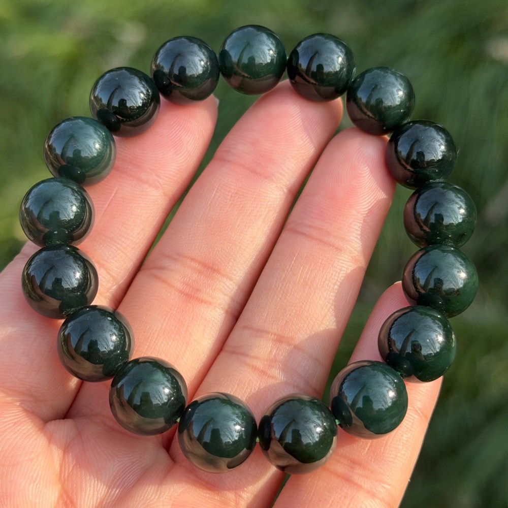 12mm‎ stretchable dark green jade bracelet 1191